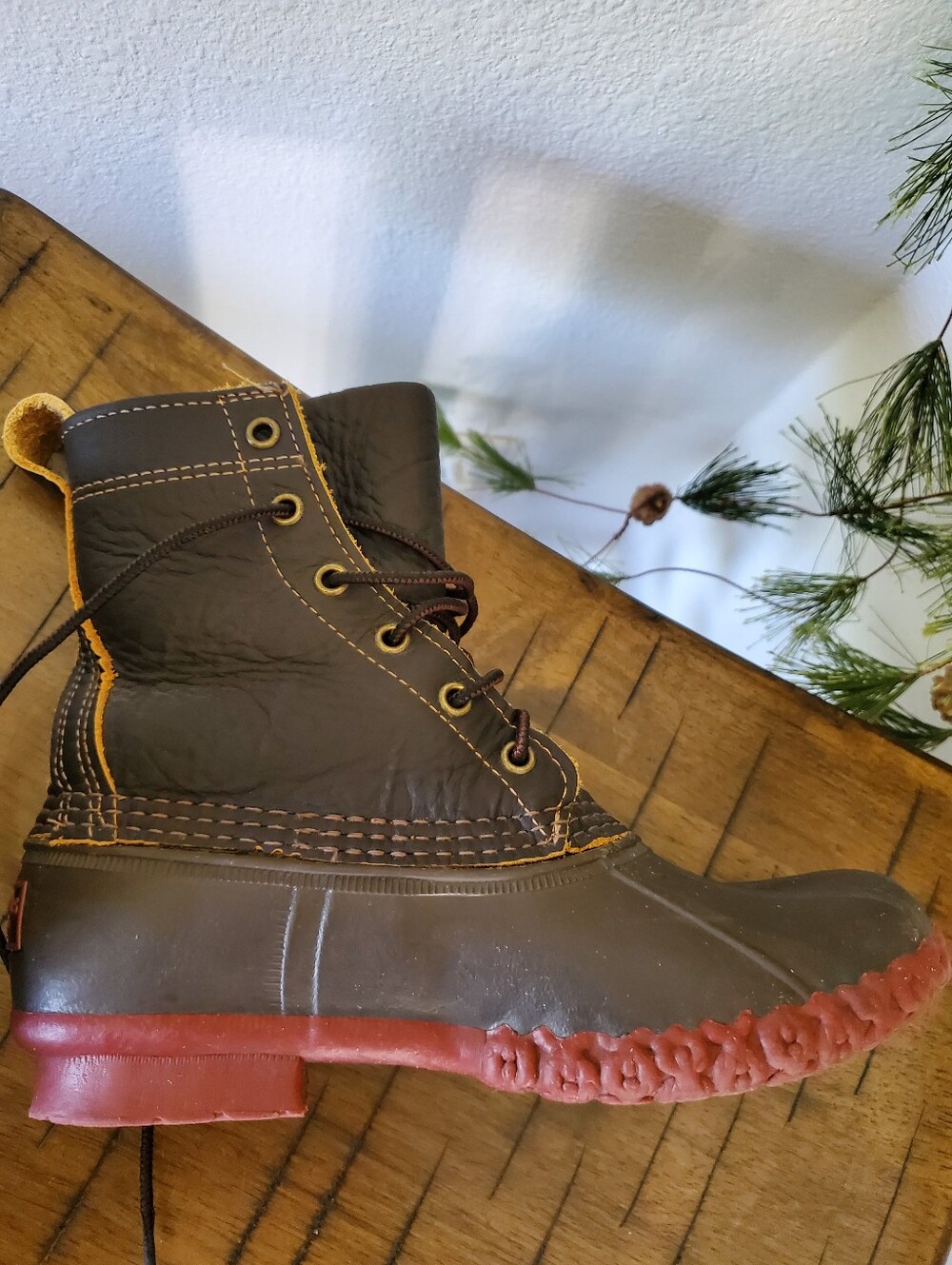 L.L.Bean 8" Bison Leather Duck Boots with Brick Red Rubber Soles Gorpcore Preppy - Picture 10 of 16